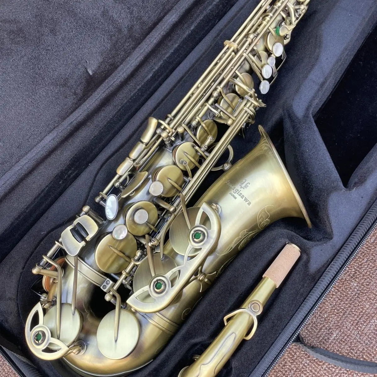 Musical Instrument Japan - Japan W01 Altsaxofoon Antiek Koper Simulatie